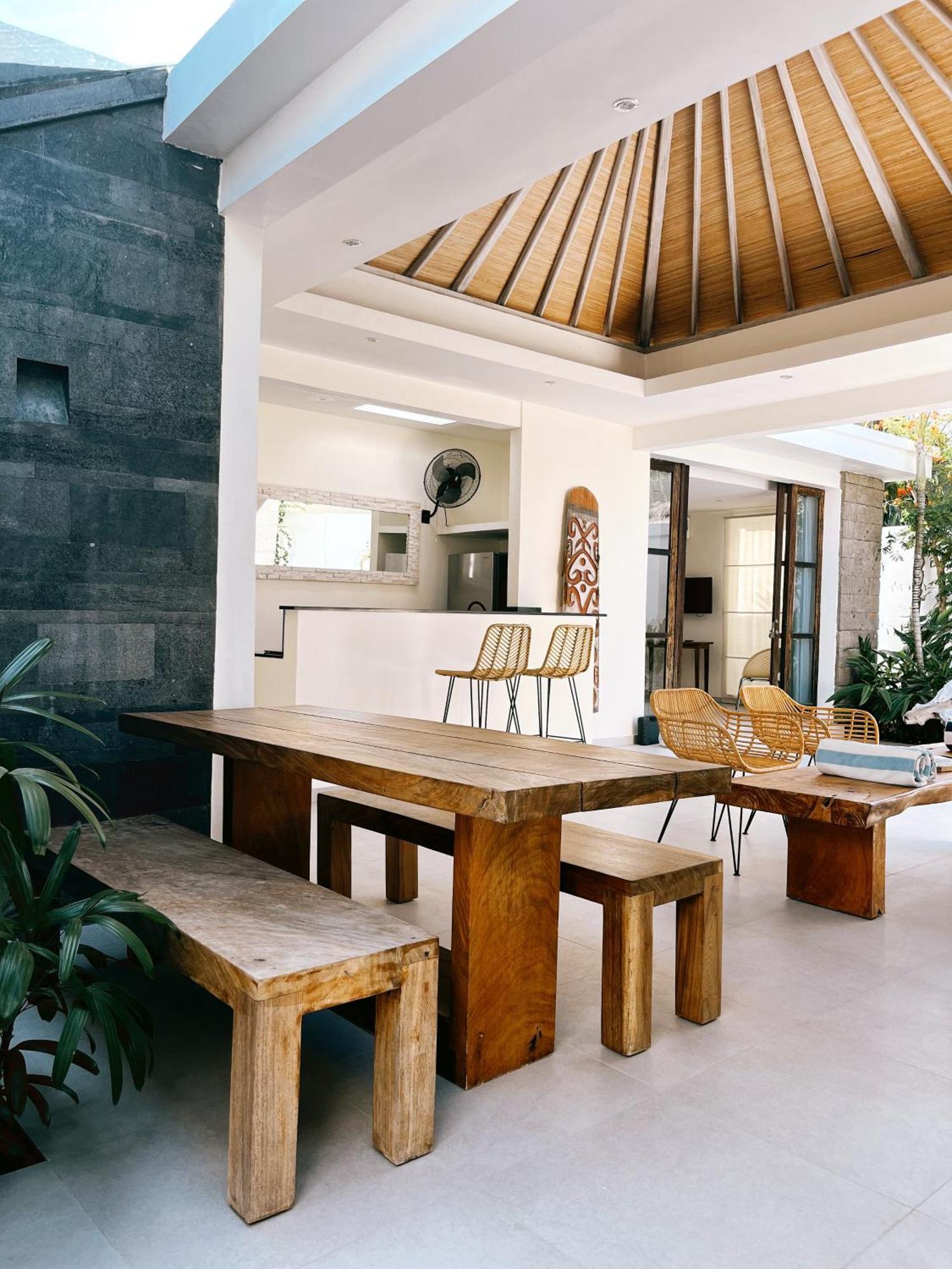 Aster Villa Seminyak Экстерьер фото