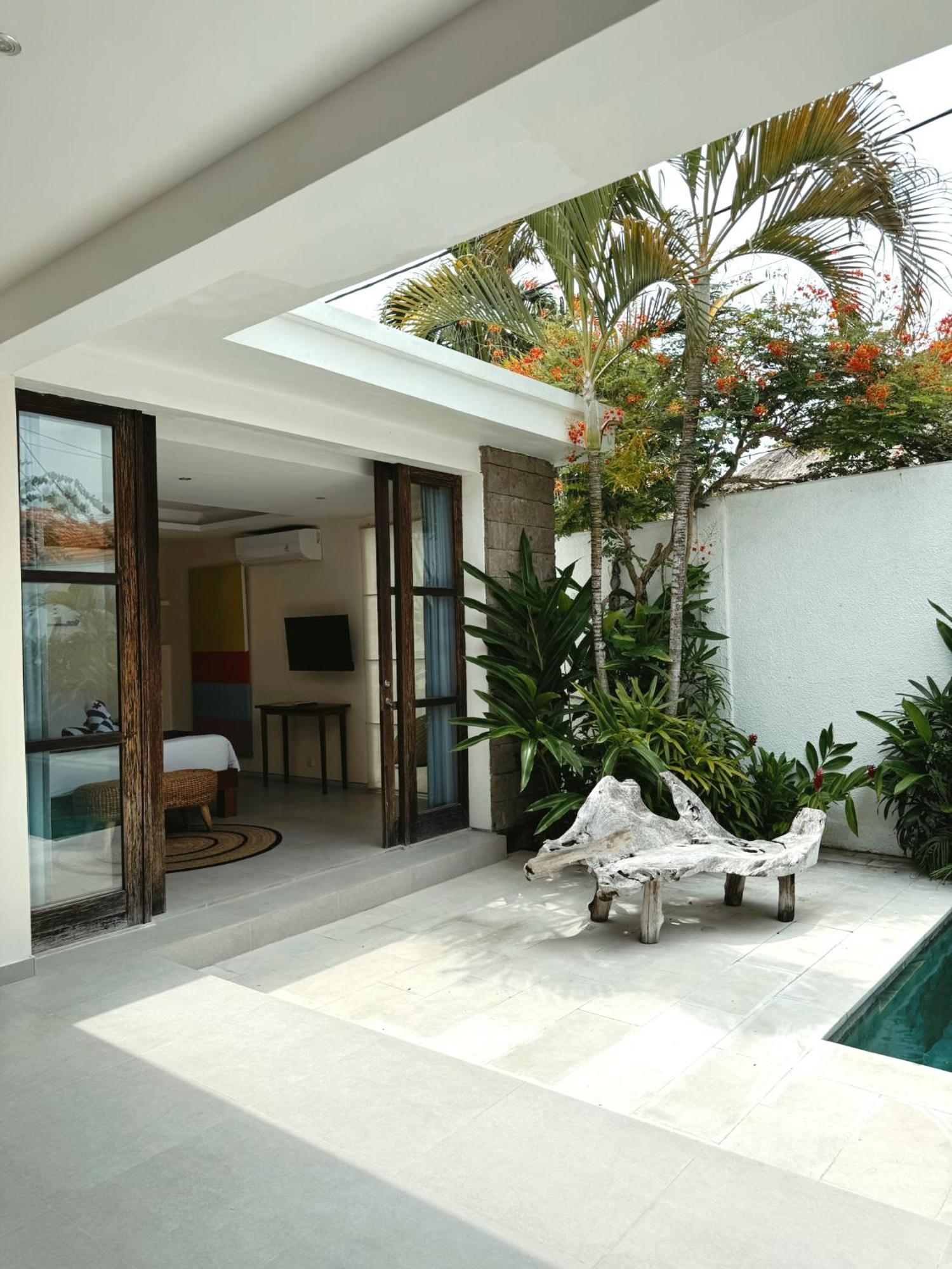 Aster Villa Seminyak Экстерьер фото