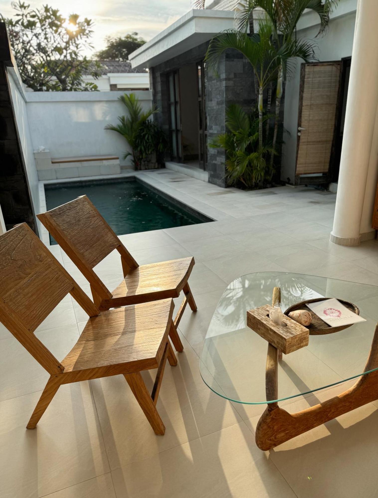 Aster Villa Seminyak Экстерьер фото